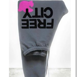 FREECITY logo sweatpants